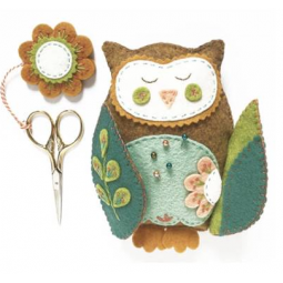 La chouette pique épingles...